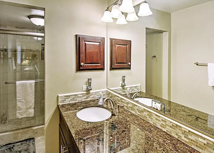 Holiday home < 1 Mi To Old Town! Couples Haven W/ Pool Access