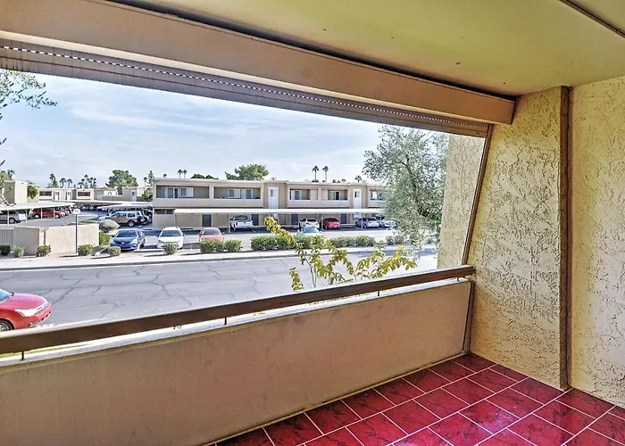 < 1 Mi To Old Town! Couples Haven W/ Pool Access Scottsdale